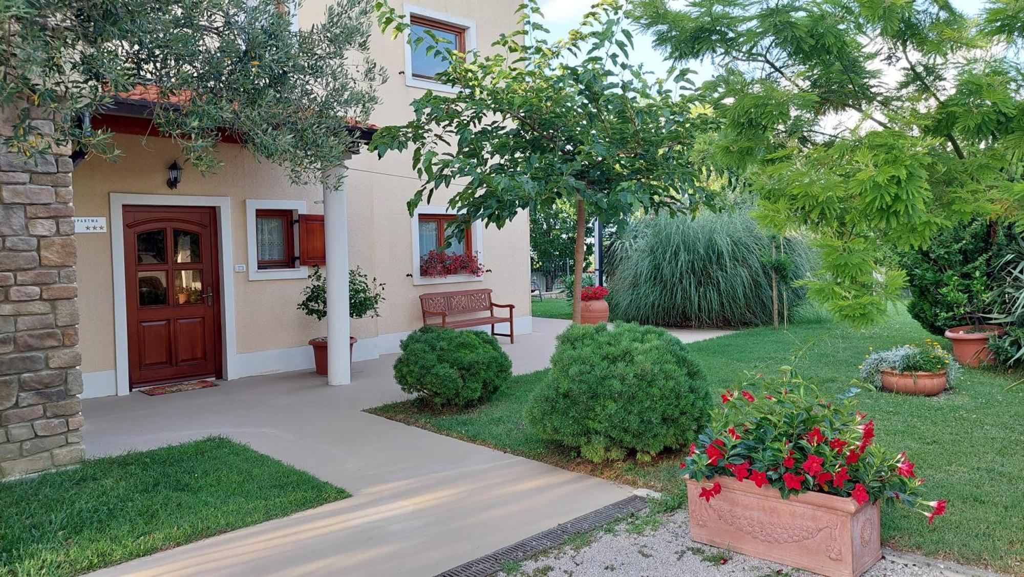 Apartment Oaza Relax Koper Eksteriør bilde
